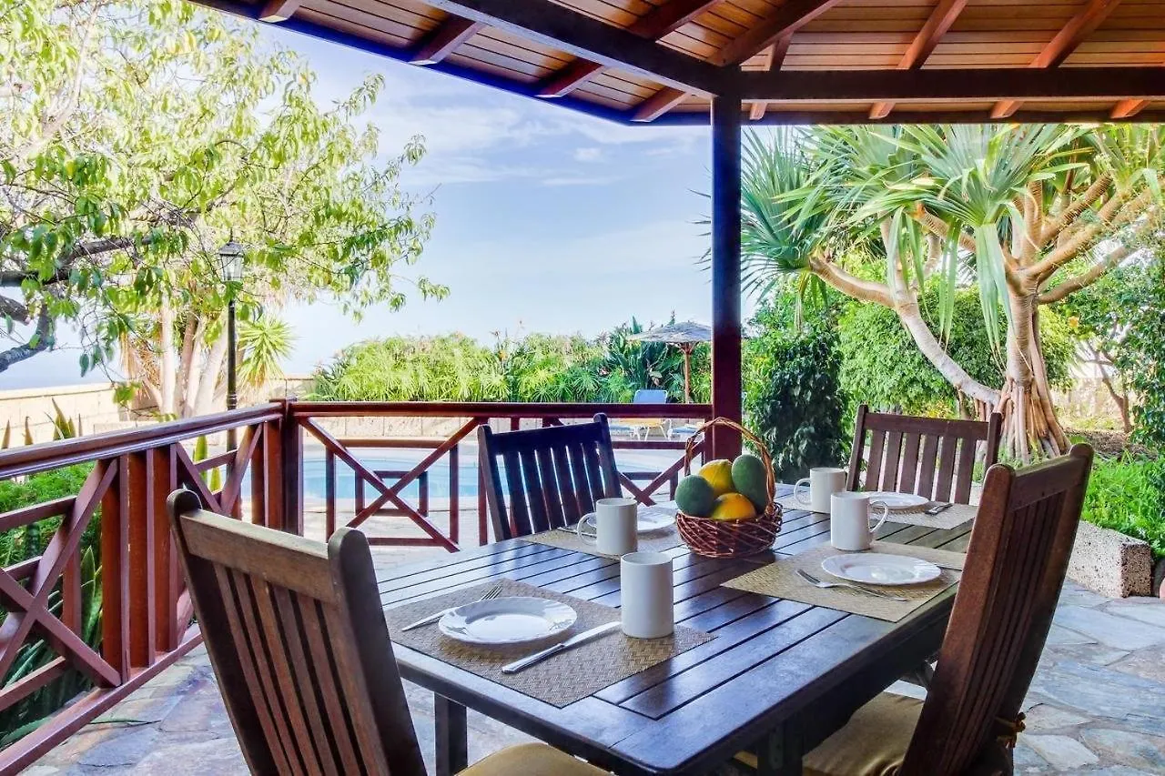 Villa Mimosa Arafo 0*,